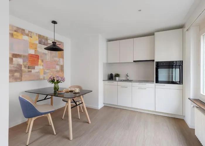 Ascona: Nostrana Apt. 3 דירה *