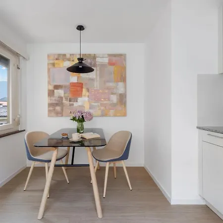 公寓 Ascona: Nostrana Apt. 3 *
